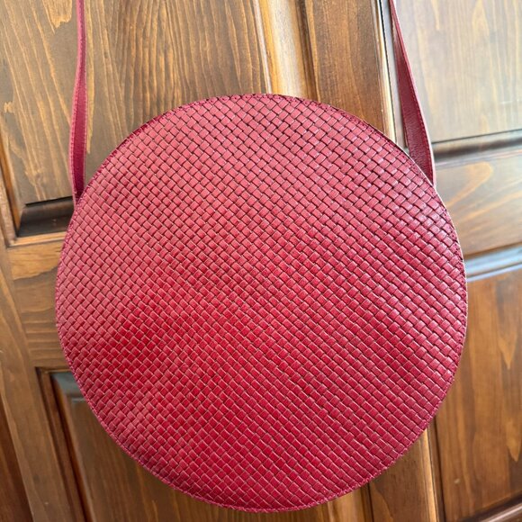 GORGEOUS RICH RED 11-1/2" ROUND LEATHER BAG (MADE TO MEASURE IN ITALY) - Picture 1 of 7